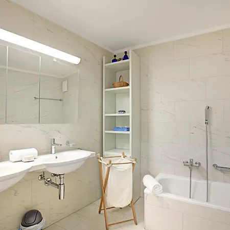 O With Garden - Happy Ascona