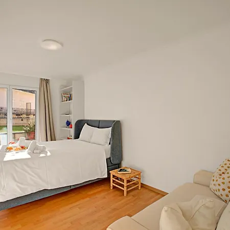 O With Garden - Happy Appartement Ascona