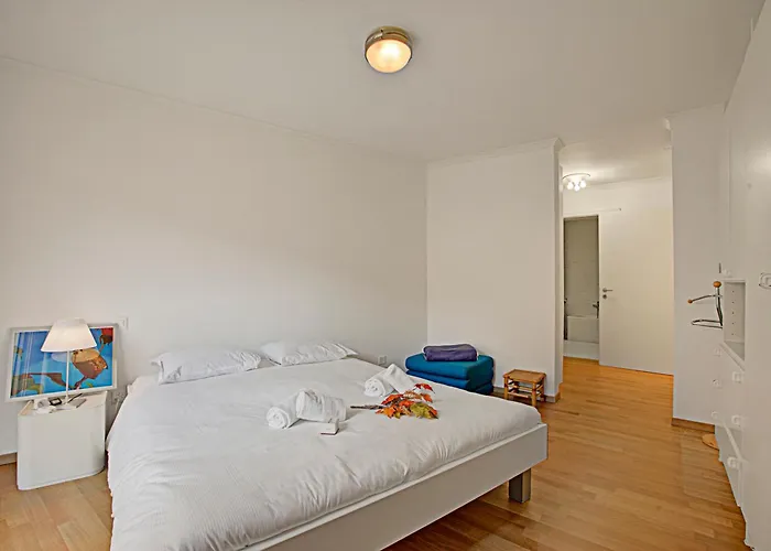 ô With Garden - Happy Apartamento